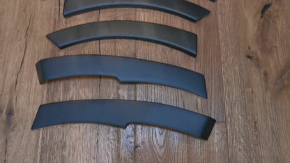 PARAFANGHI ALLARGATI ADATTI PER FORD TRANSIT CUSTOM MK1 FL 2018+ NERO OPACO