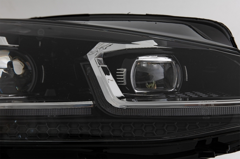 Fari a LED adatti per VW Golf 7.5 VII Facelift 2017- Luce di svolta sequenziale