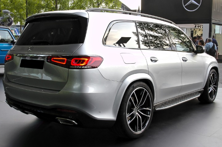 💫ART.7125 Pedane Laterali con luce LED per Mercedes GLS SUV (X167) 2019+💫