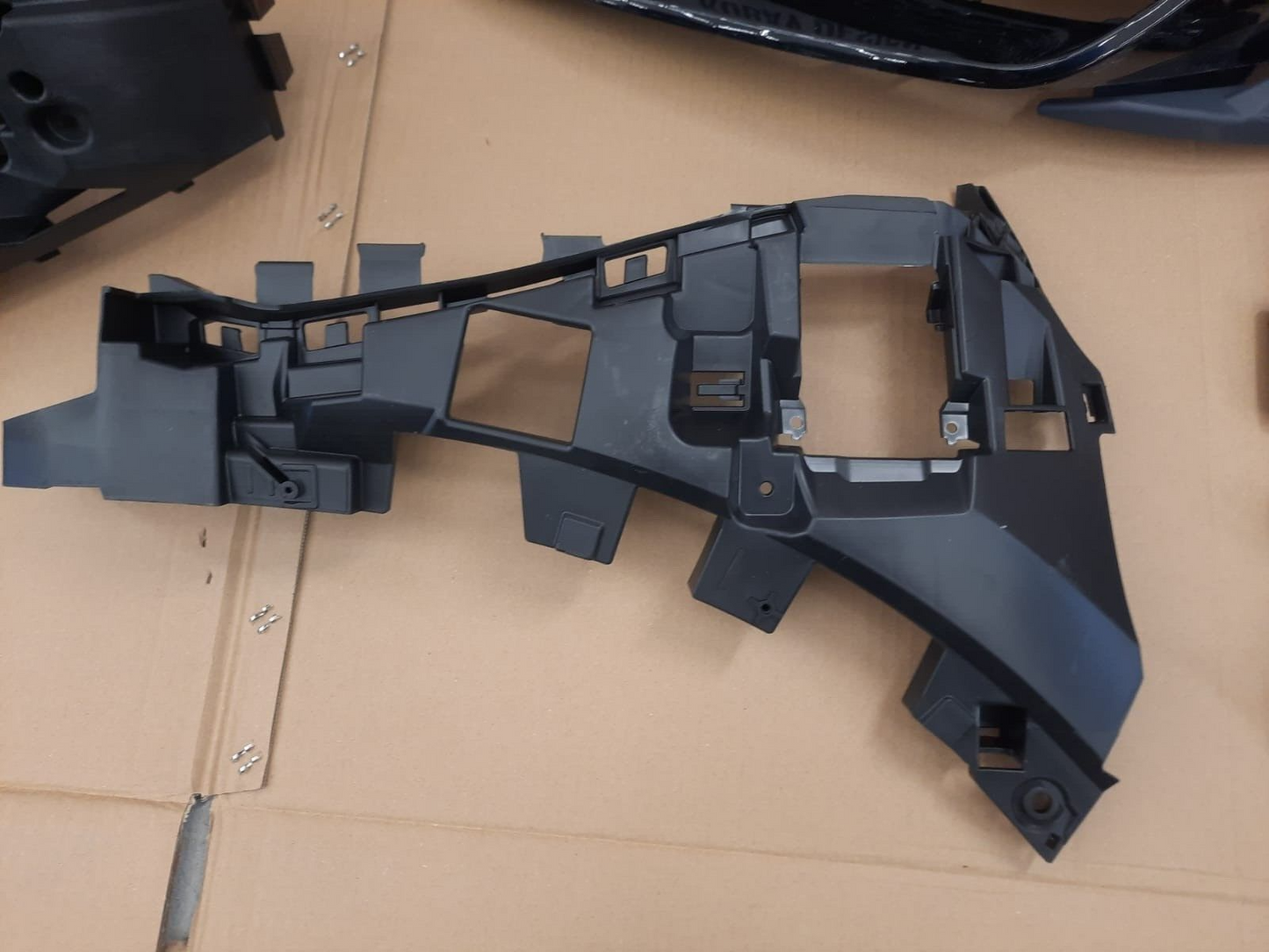 ART.4507 PARAURTI ANTERIORI  Audi Q8 SQ8 2019-2022