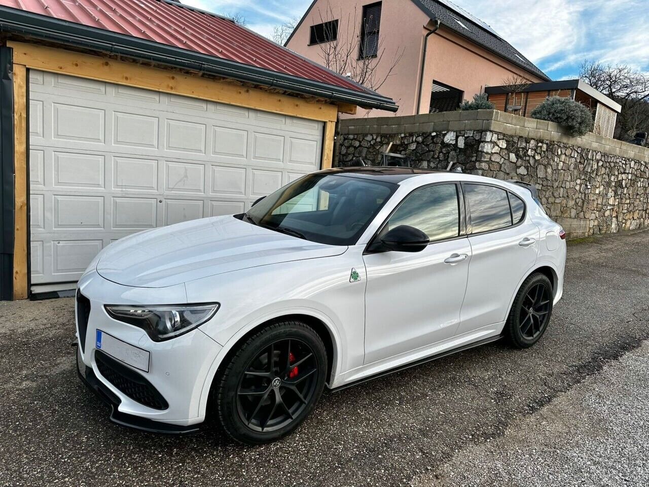 SPLITTER ADATTO PER ALFA ROMEO STELVIO LOOK NERO LUCIDO DESIGN SPORTIVO