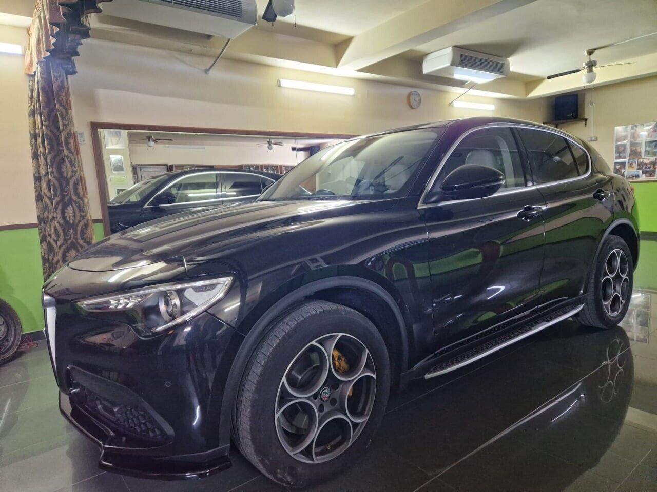 SPLITTER ANTERIORE ADATTO PER ALFA ROMEO STELVIO SPORT NERO LUCIDO