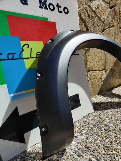 PARAFANGHI ALLARGATI PER FORD RANGER T6 T7 T8 LOOK SPORTIVO IN ABS TOP QUALITA