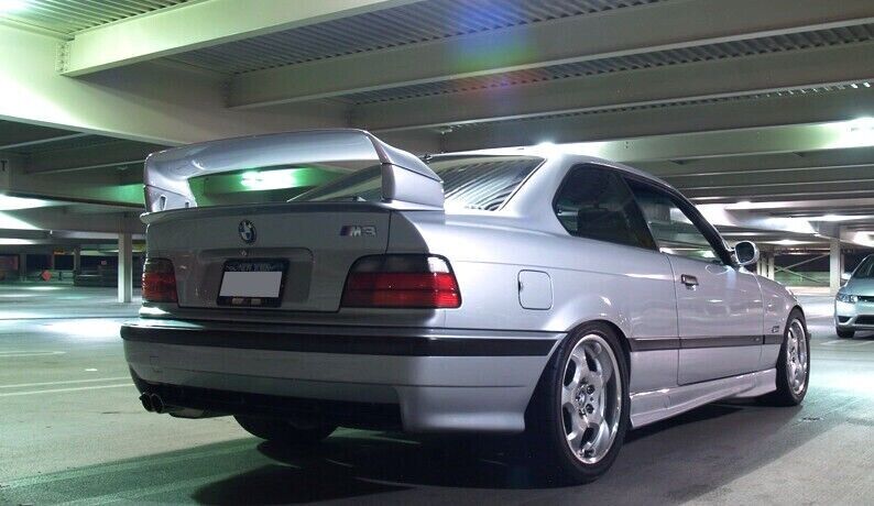 ✨SPOILER ADATTO PER BMW SERIE 3 E36 LOOK M3 GT DESIGN NERO LUCIDO✨