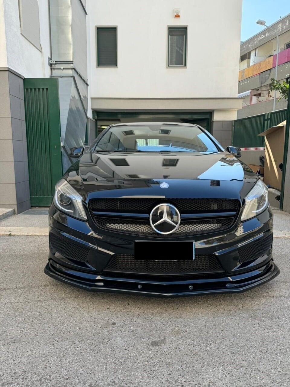 GRIGLIA ADATTA MERCEDES PER CLASSE A W176 2012-2015 LOOK A45 LOOK NERO LUCIDO