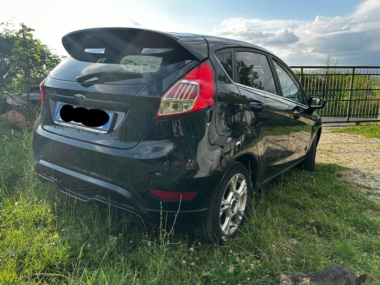 SPOILER TETTO ADATTO PER FORD FIESTA MK7 2008-2017 LOOK ST NERO LUCIDO + 3° STOP