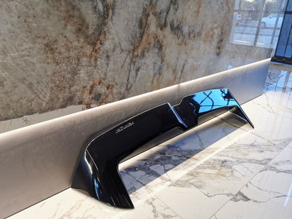 SPOILER POSTERIORE ADATTO PER VW GOLF 8 LOOK NERO LUCIDO DESIGN SPORTIVO