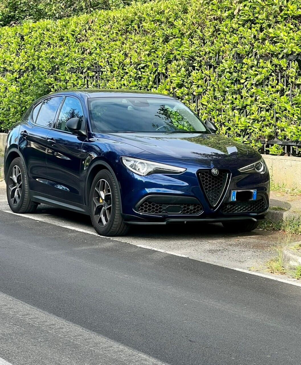 SPLITTER SUITABLE FOR ALFA ROMEO STELVIO GLOSSY BLACK LOOK SPORTY DESIGN 