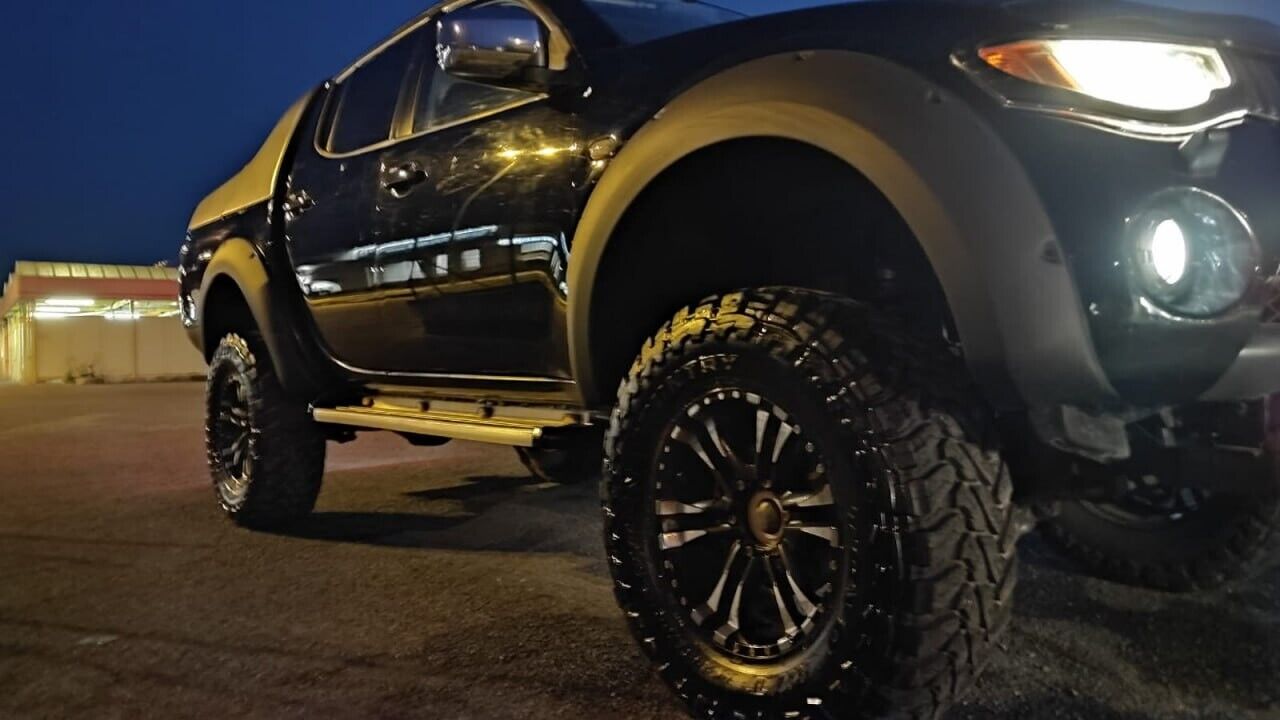 PARAFANGHI ALLARGATI ADATTI PER FIAT FULLBACK 2015-2019 - TRITON L200