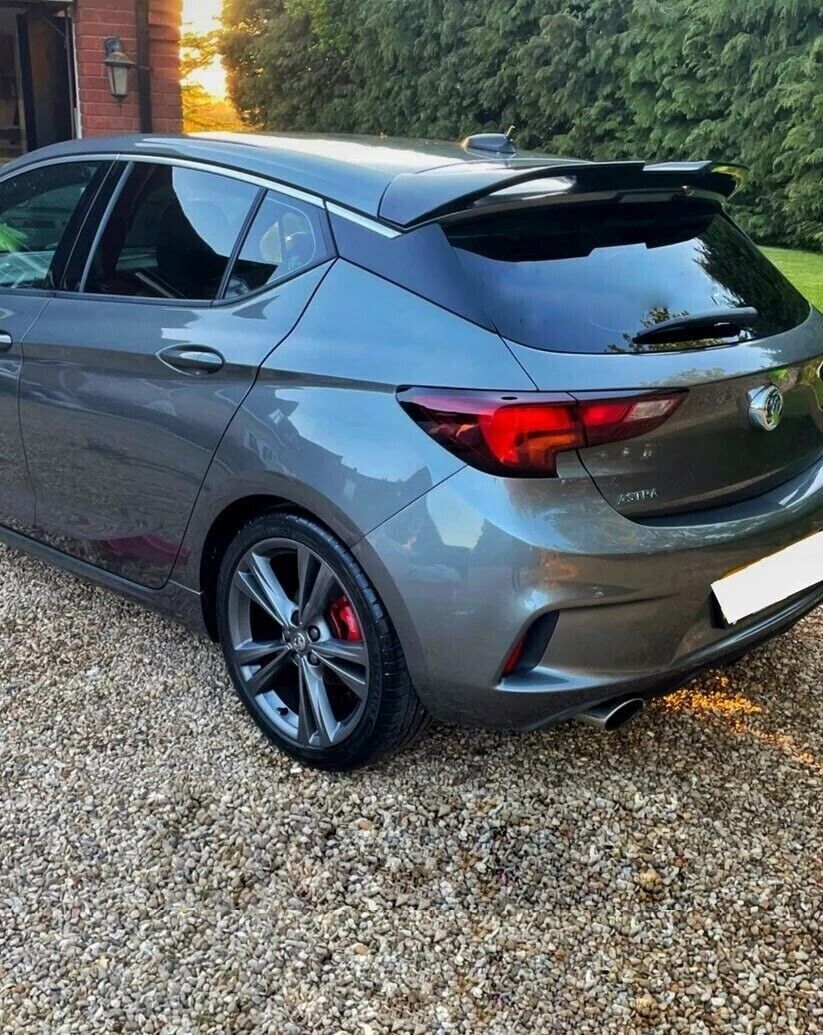 SPOILER TETTO ADATTO PER OPEL ASTRA K 2015-2021 LOOK OETTINGER NERO LUCIDO 1098
