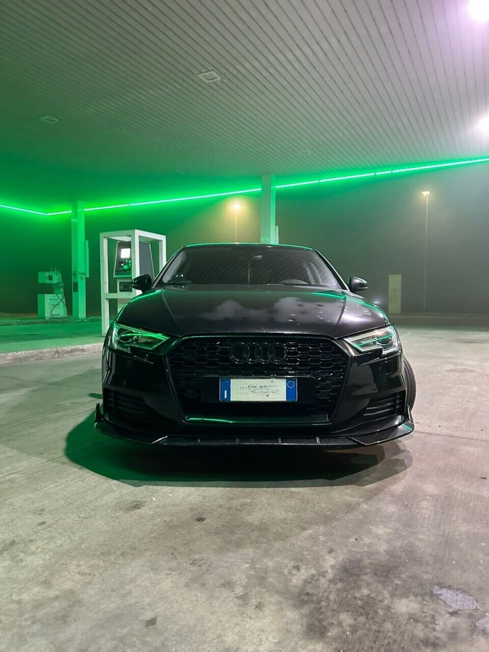 GRIGLIA ADATTA PER AUDI A3 8V 2017-2020 LOOK RS3 LOOK NERO LUCIDA 0033