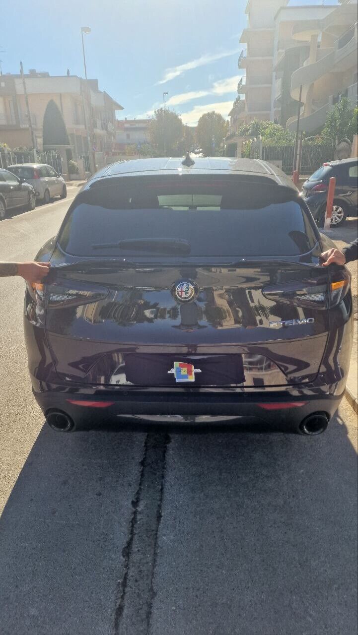 SPOILER BAGAGLIAIO ADATTO PER ALFA ROMEO STELVIO LOOK NERO LUCIDO DESIGN SPORT