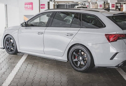 MINIGONNE ADATTE PER SKODA OCTAVIA MK4 SW 2019+ LOOK NERO LUCIDO DESIGN SPORTIVO