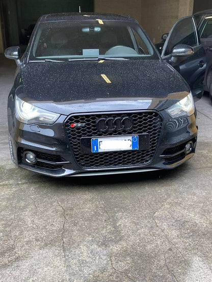 GRIGLIA ADATTA PER AUDI A1 8X 2010-2014 LOOK RS1 NERO LUCIDO