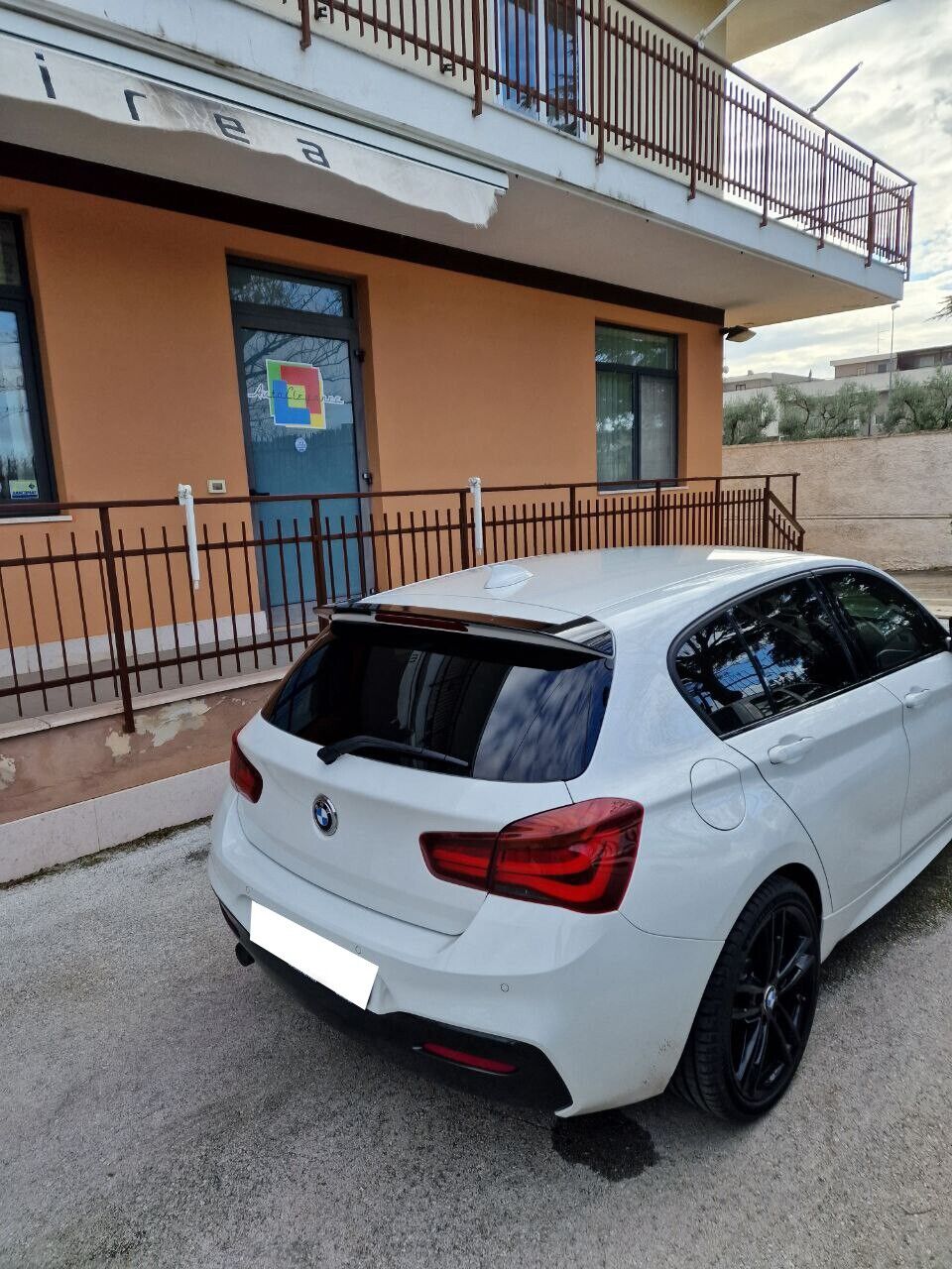 BMW 1 SERIES F20 F21 2011-2019 M SPORT GLOSS BLACK ROOF REAR SPOILER 05