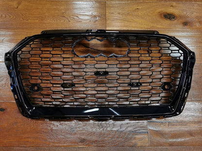 GRIGLIA ADATTA PER AUDI A3 8V 2017-2020 LOOK RS3 LOOK NERO LUCIDA 0033