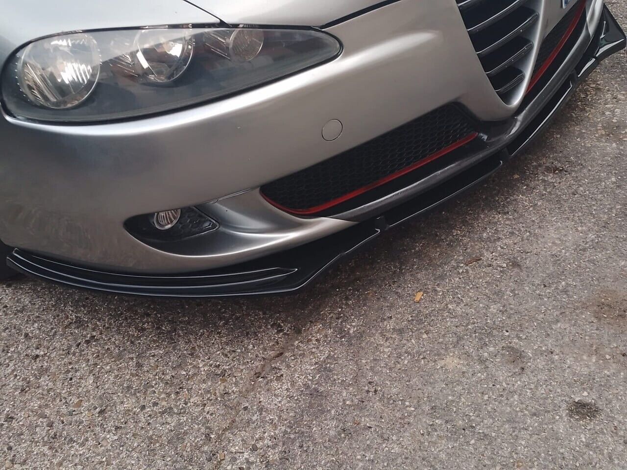3 PIECE SPLITTER SUITABLE FOR ALFA ROMEO 147 GLOSSY BLACK LOOK SPORTY DESIGN