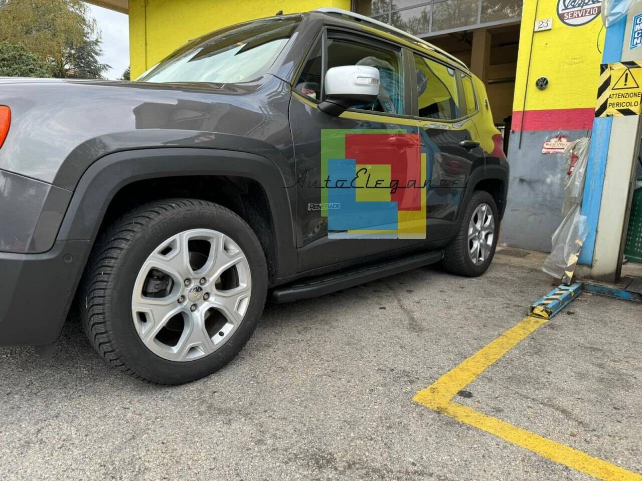 PEDANE LATERALI ADATTE PER JEEP RENEGADE DESIGN SPORTIV LOOK NERO