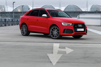 GRIGLIA ANTERIORE ADATA PER AUDI Q3 2016-2019 LOOK RSQ3 BORDO NERO NIDO D'APE