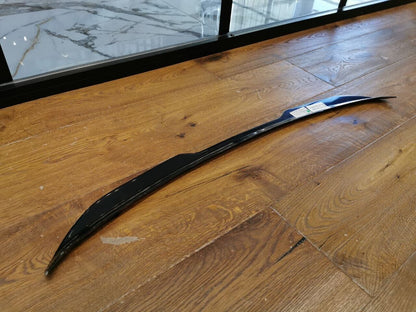 ALA AGGIUNTIVA ADATTA PER VW GOLF 8 GTI RLINE 2020+ LOOK NERO LUCIDO V.2