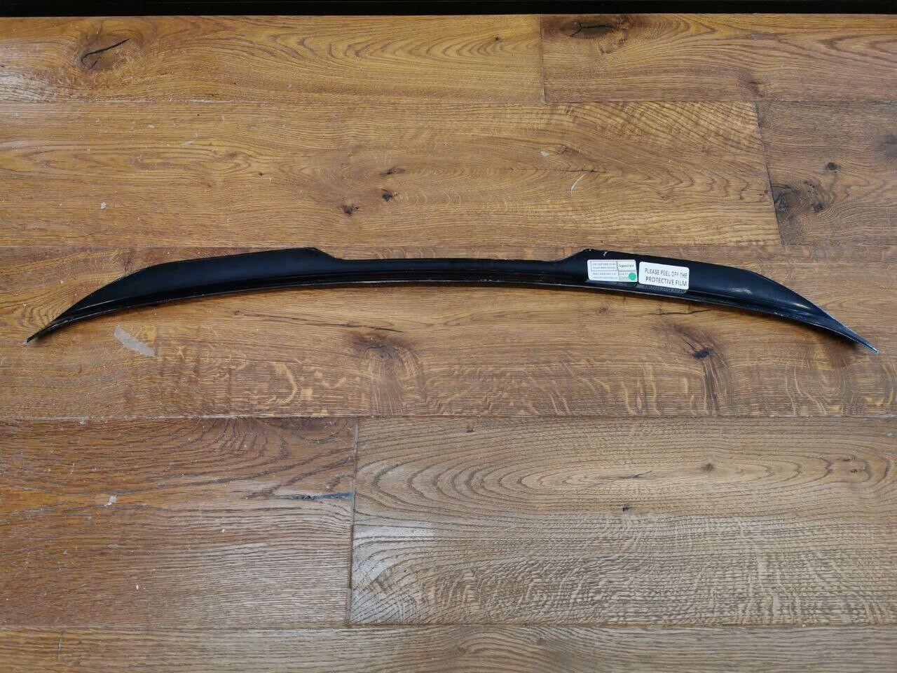 ALA AGGIUNTIVA ADATTA PER VW GOLF 8 GTI RLINE 2020+ LOOK NERO LUCIDO V.2