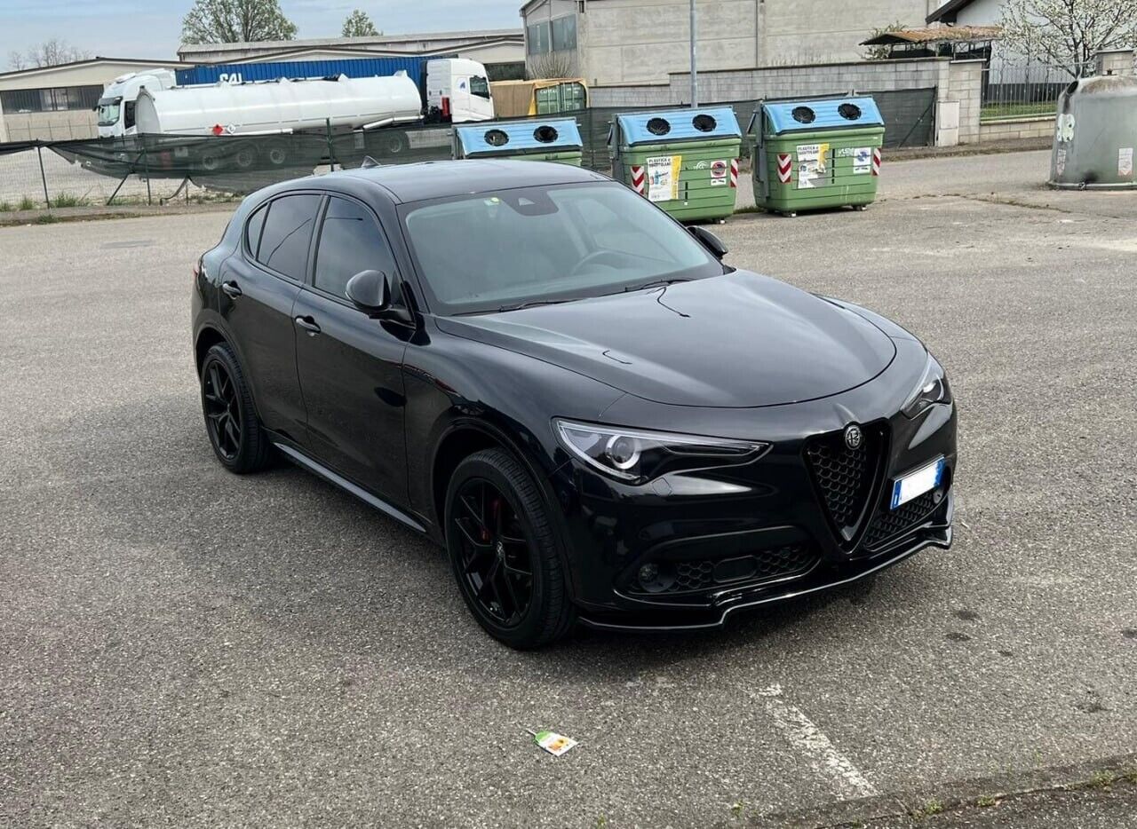 SPLITTER ADATTO PER ALFA ROMEO STELVIO LOOK NERO LUCIDO DESIGN SPORTIVO