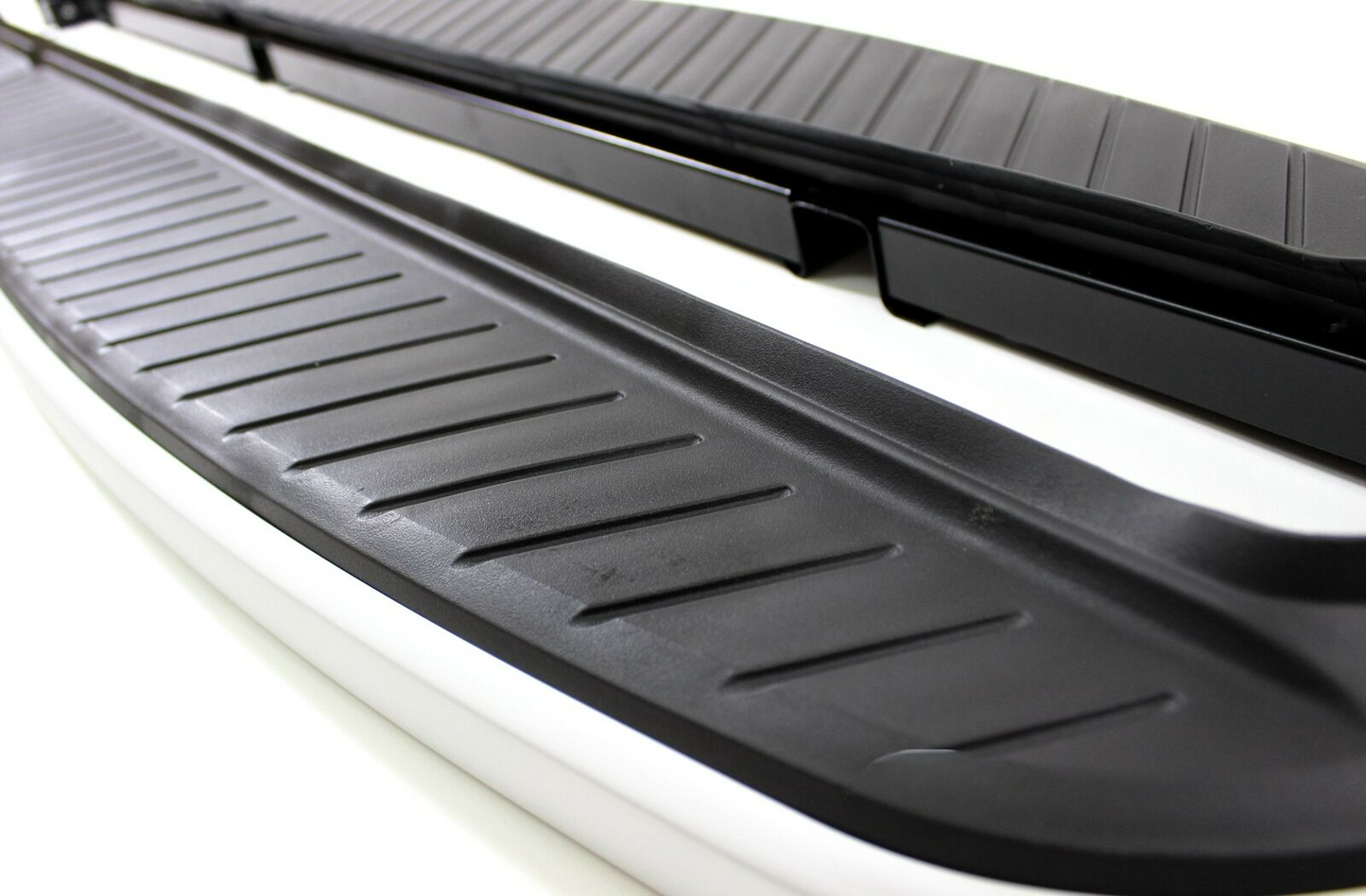 BARRE LATERALI PEDANE SOTTOPORTA INOX ADATTO PER KIA SPORTAGE NQ5 dal 2022 Nero