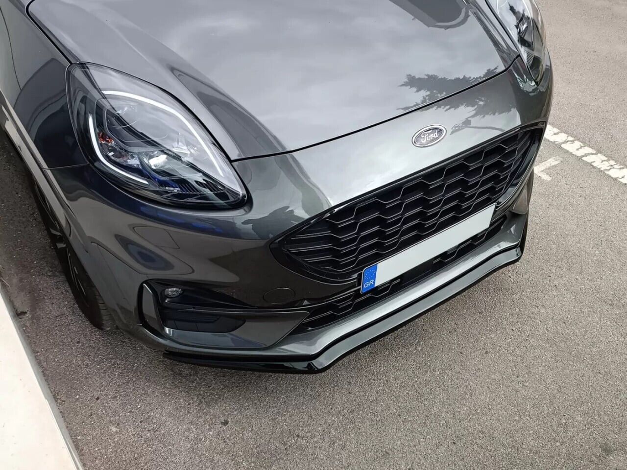 SPLITTER SUITABLE FOR PUMA ST-LINE 2019+ GLOSSY BLACK 