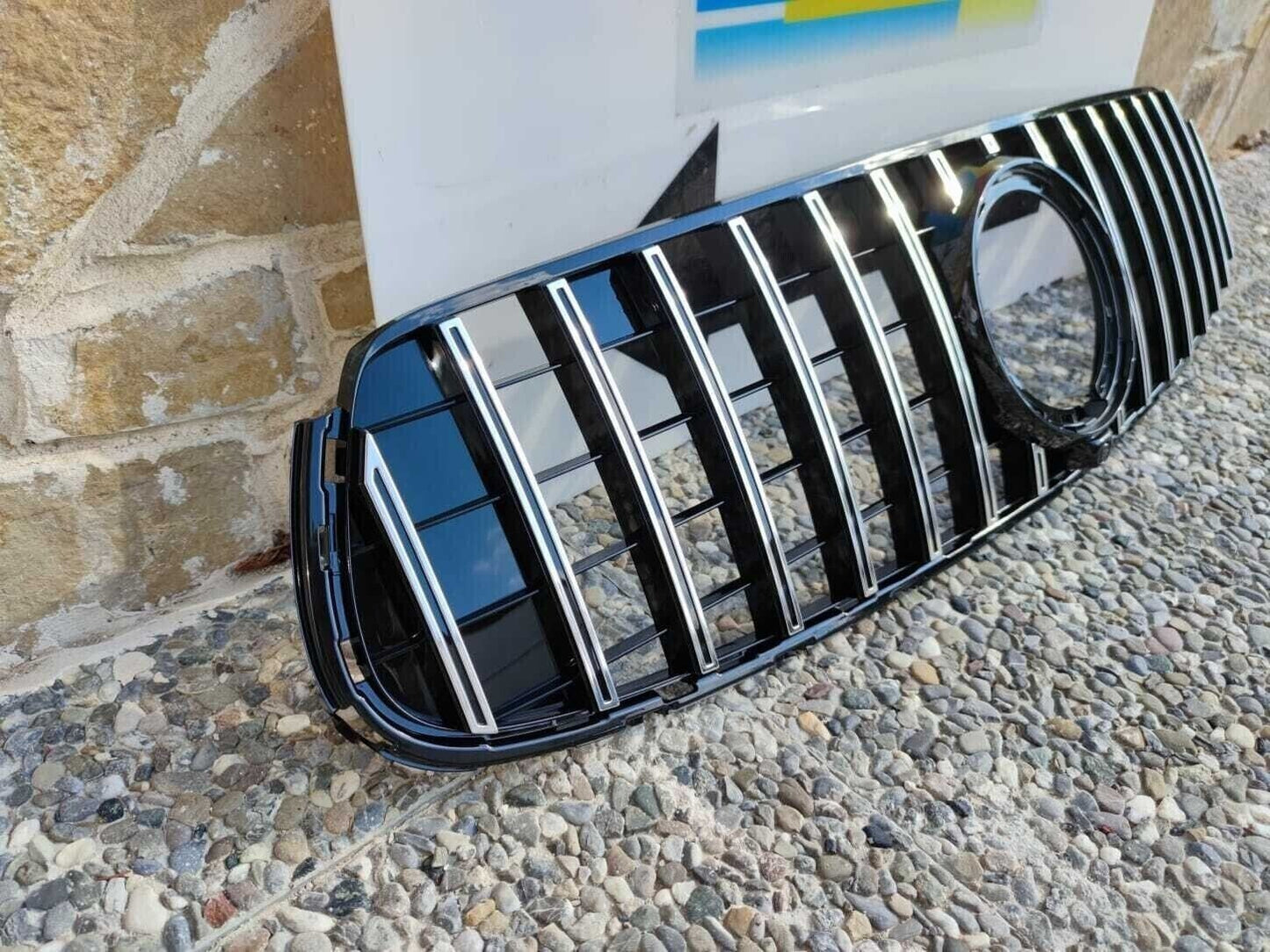 GRIGLIA ADATTA PER MERCEDES GLC X253 C253 LIFT AMG 2019-2022 LOOK GT CROMATA