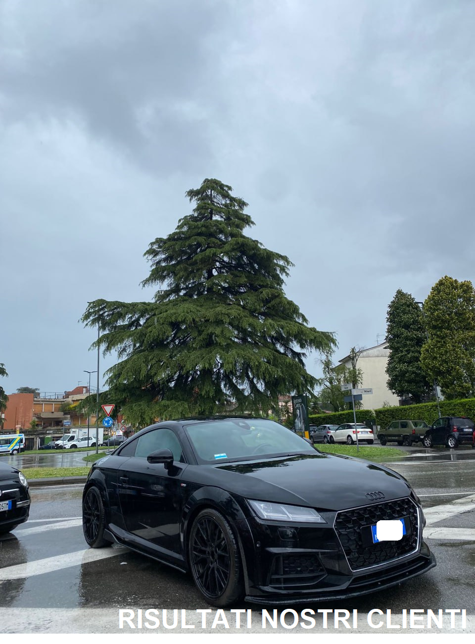 SPLITTER ANTERIORE PER AUDI TT FV MK3 2015+ ADATTO A PARAURTI RS NERO LUCIDO ABS