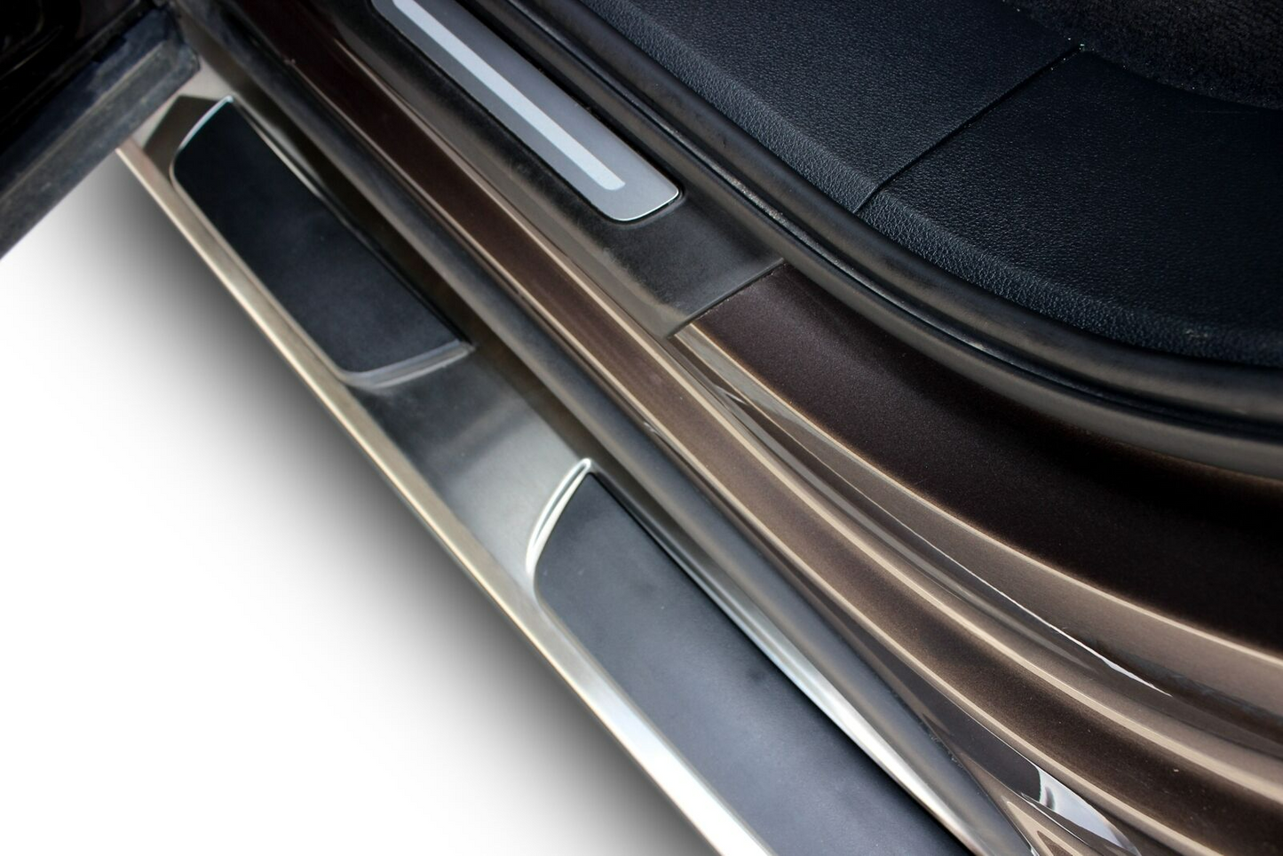 PEDANE LATERALE ALLUMINIO ADATTO PER AUDI Q7 dal 2015