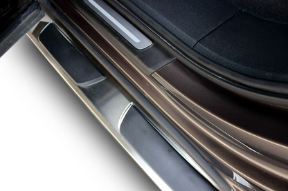 PEDANE LATERALE ALLUMINIO ADATTO PER AUDI Q7 dal 2015