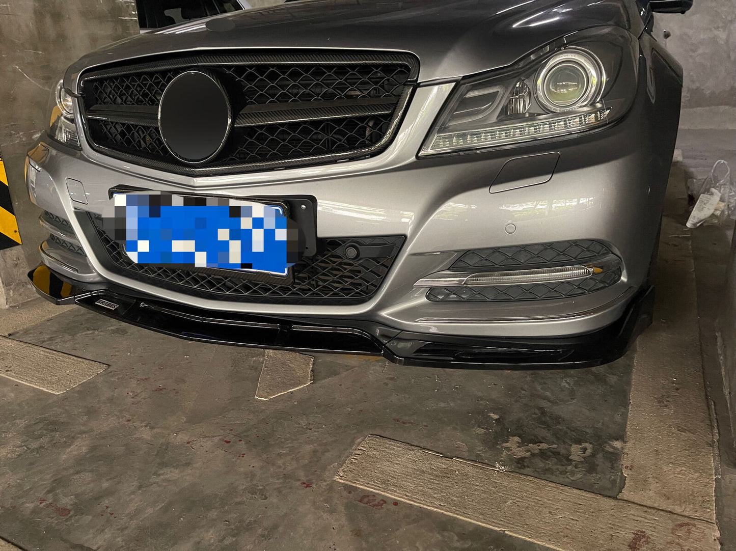 ⭐SPLITTER suitable for Mercedes Benz W204 2011-2014 glossy black⭐
