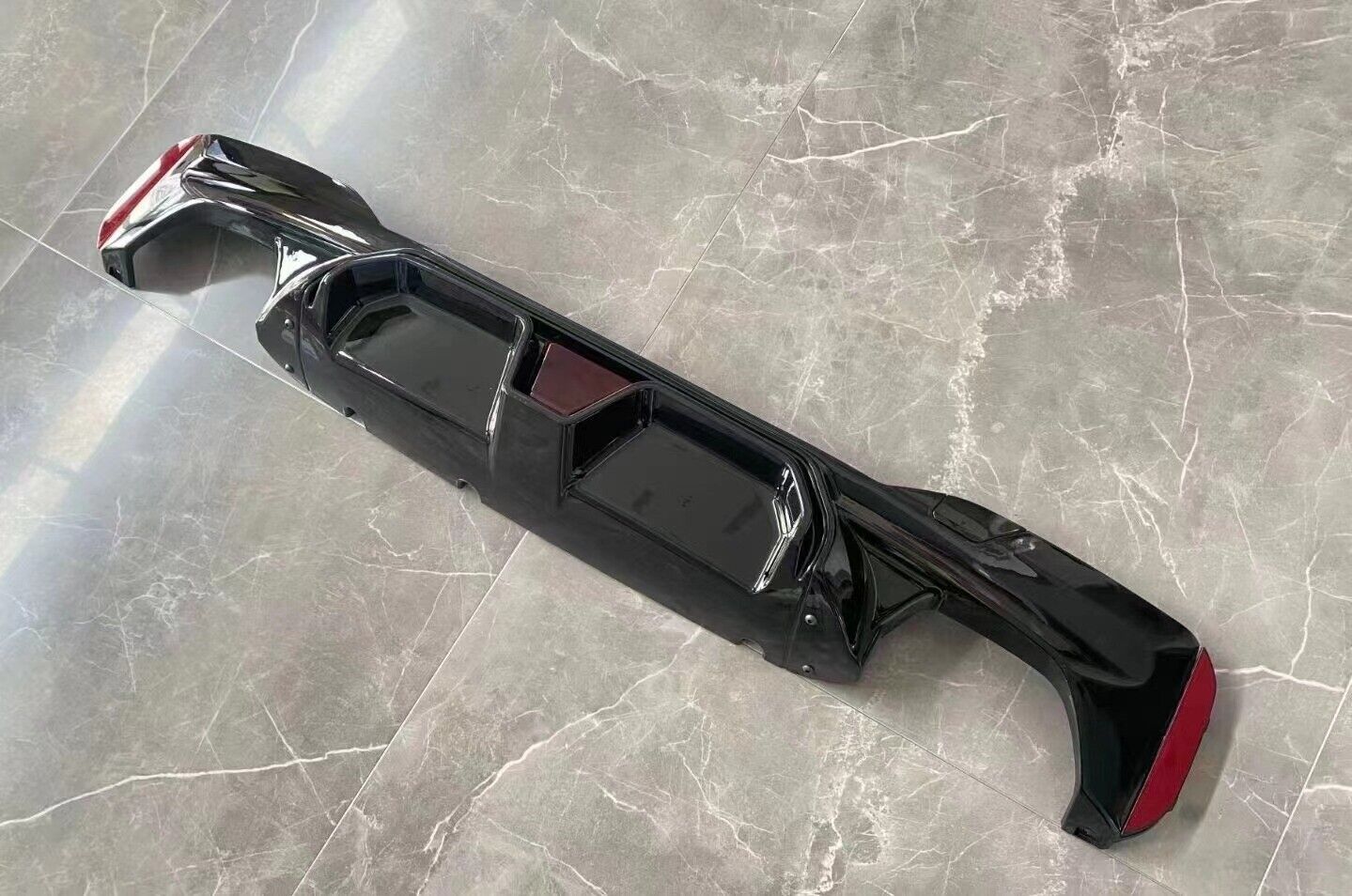 💎DIFFUSER suitable for BMW G30 G31 M Sport 2017-2021 WITH LED LIGHT💎