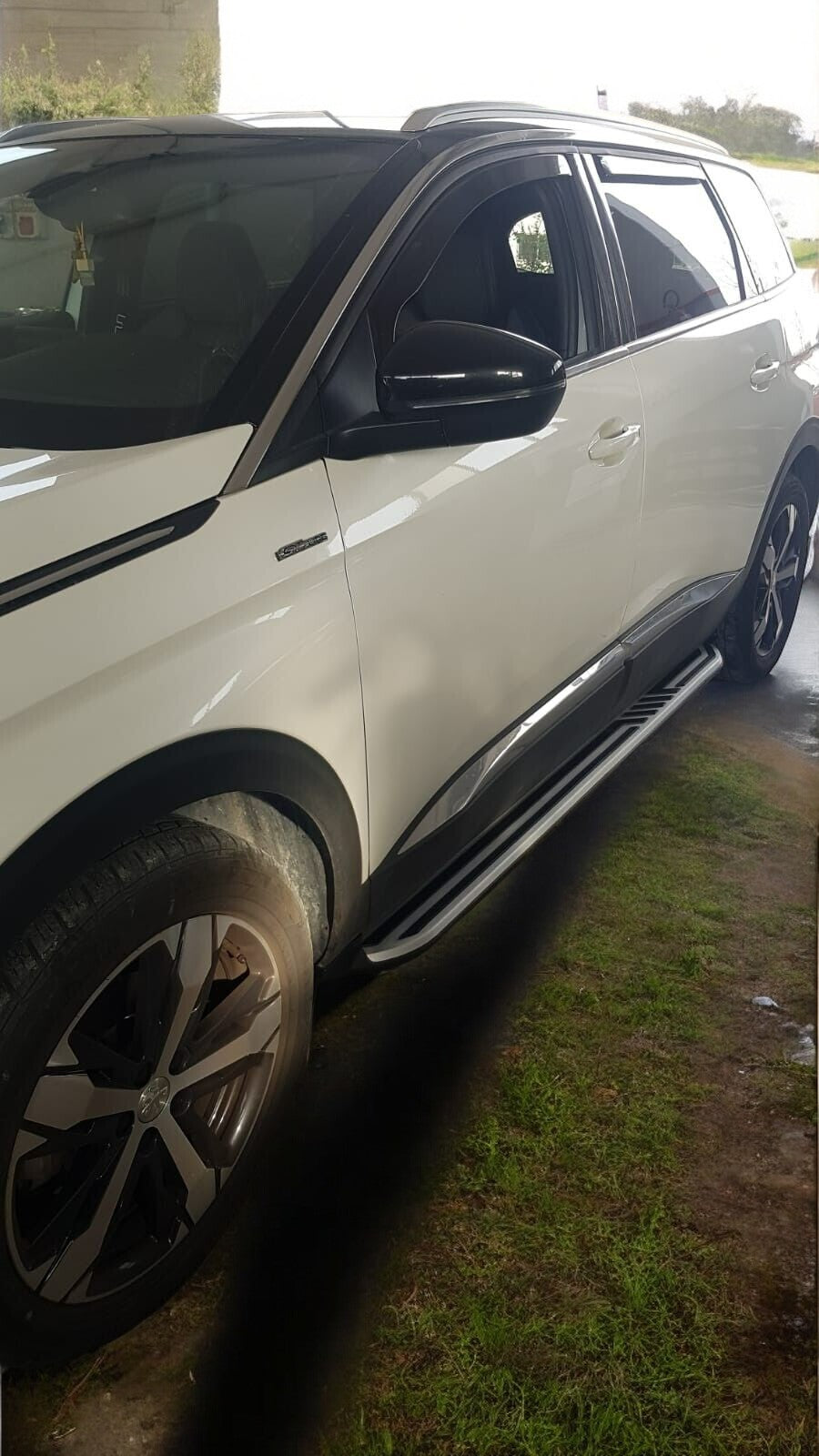 ✨PEDANE LATERALI ANTISCIVOLO IN ALLUMINIO ADATTI PER PEUGEOT 5008 2017-2022😍