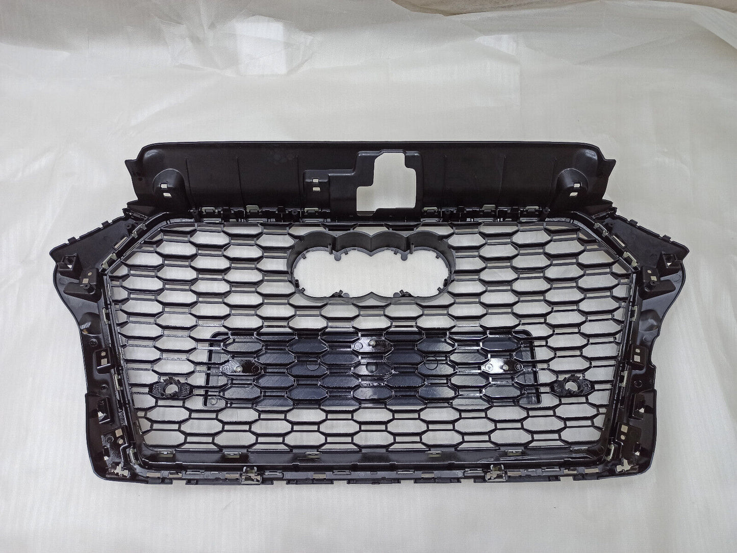 💎HONEYCOMB GRILLE RS3 LOOK SUITABLE FOR Audi RS3 8V 2016 - 2019💎