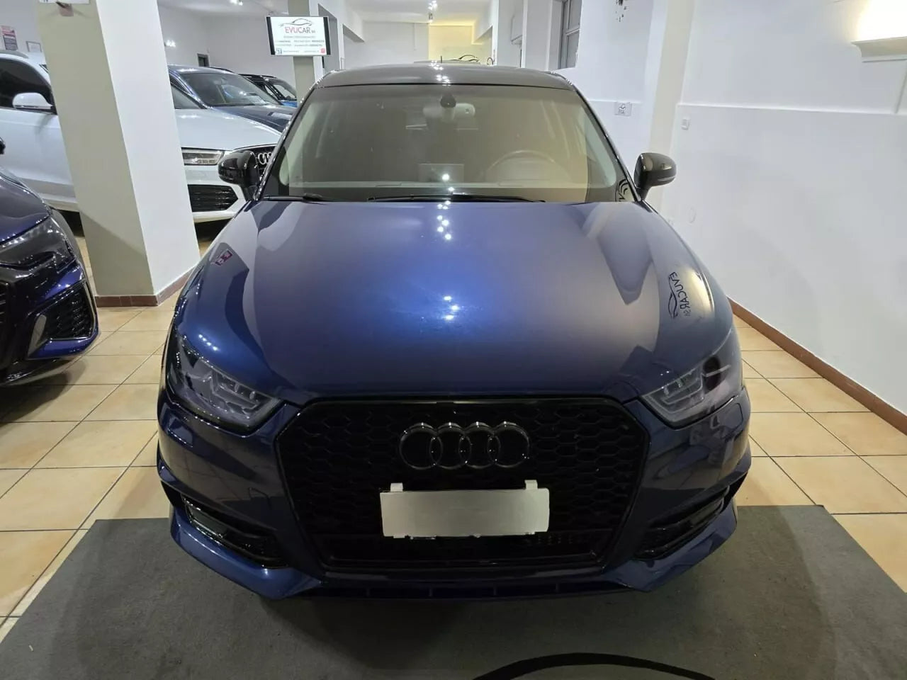 💎GRIGLIA ADATTO PER AUDI A1 8X LIFT 2016-2018 LOOK RS1 QUATTRO NERO LUCIDO💎