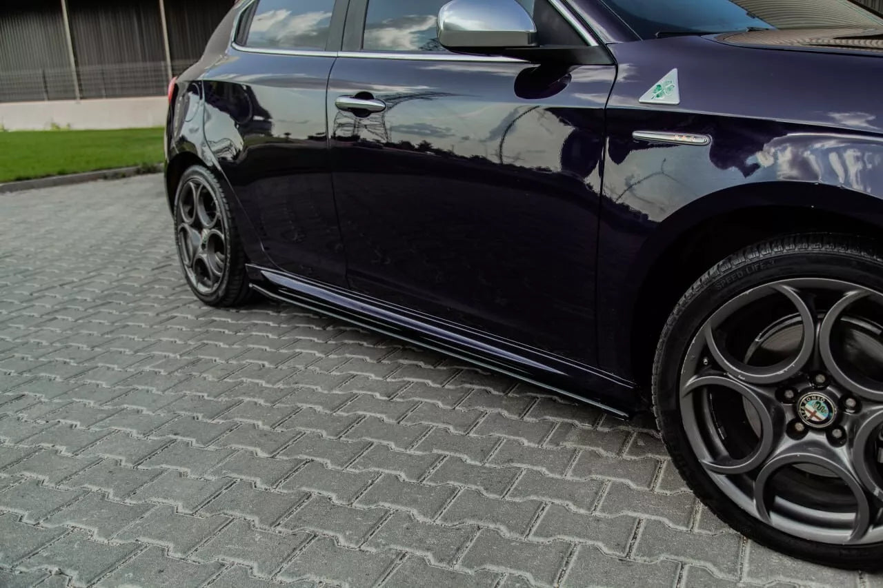 ⭐1854 SKIRTS SUITABLE FOR ALFA ROMEO GIULIETTA 10-20 GLOSSY BLACK⭐ 