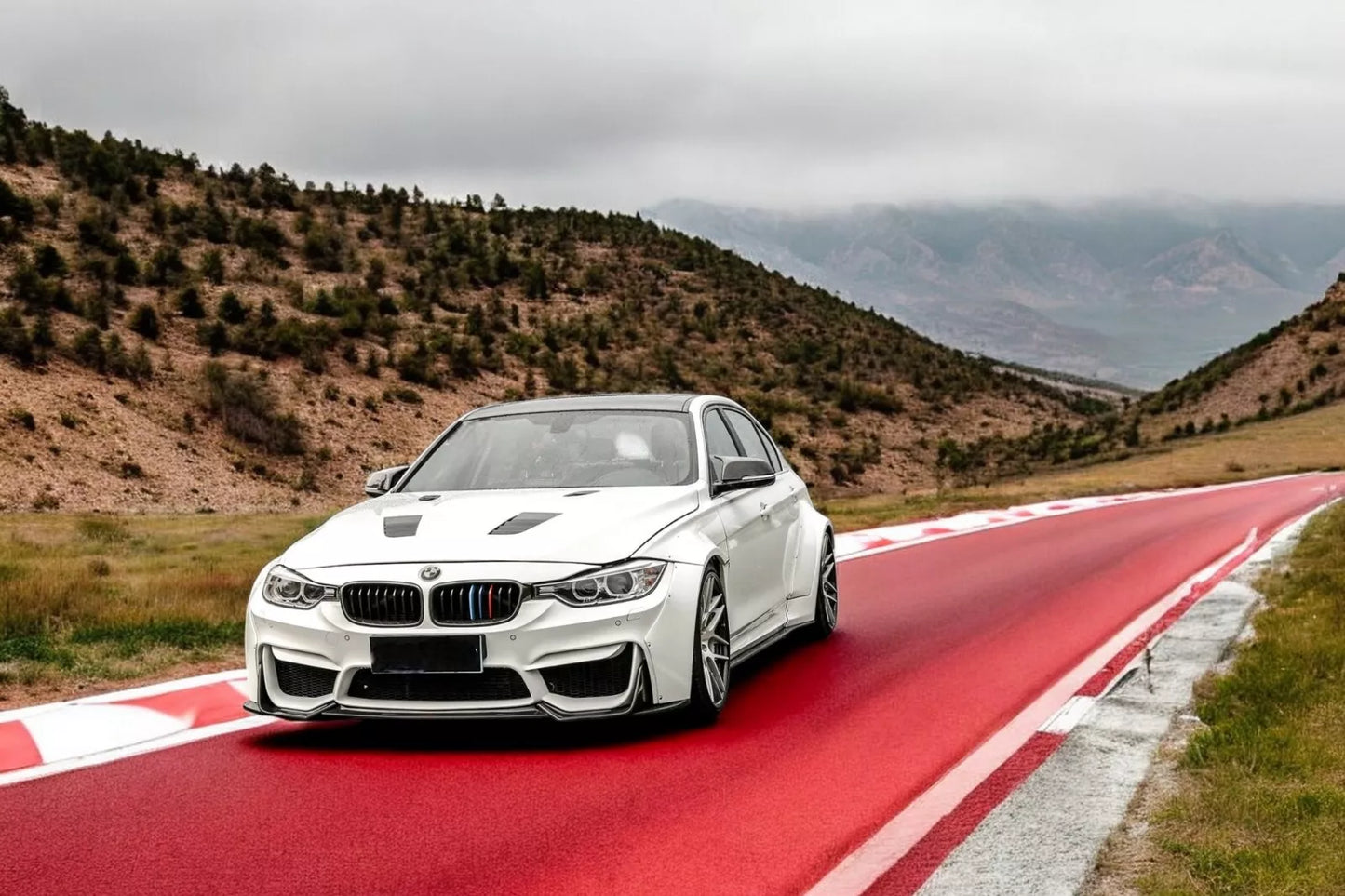⭐ Cofano motore adatto per BMW Serie 3 F30 F31 F35 11-2019 Serie 4 F32 F33 F36 ⭐