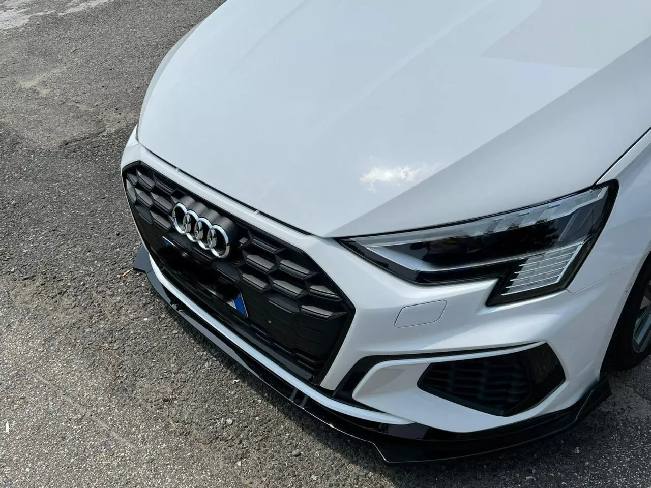 ❄️0629 SPLITTER ADATTO PER AUDI A3 8Y 2020-2024 SLINE NERO LUCIDO❄️
