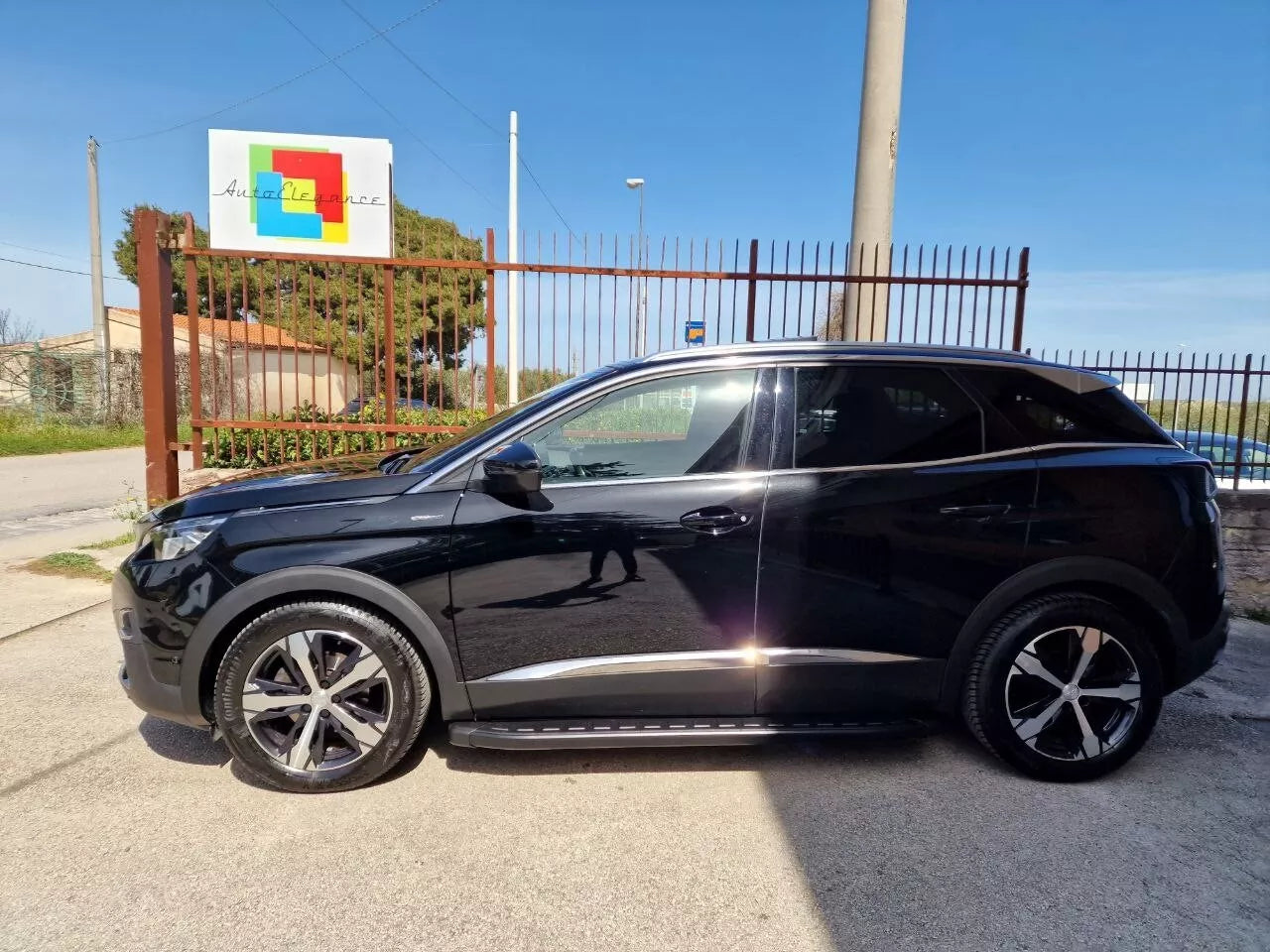 ⭐1002 PEDANE LATERALI PEUGEOT 3008 SOTTO PORTA ANTISCIVOLO NERE - NEW⭐