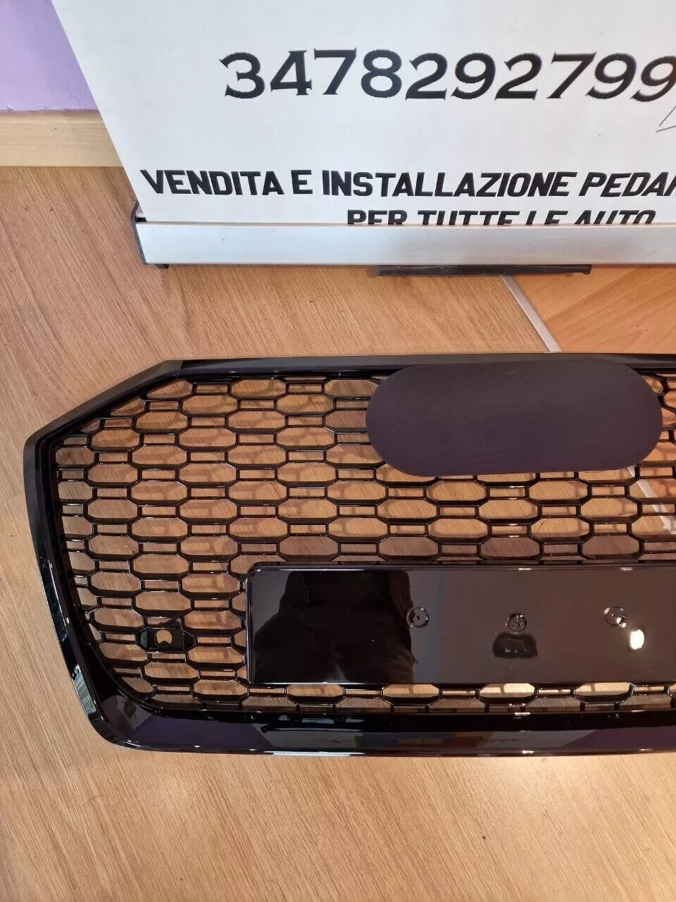 0965✨Griglia a nido d'ape griglia completa nera lucida adatta per Audi A6 C8 19✨