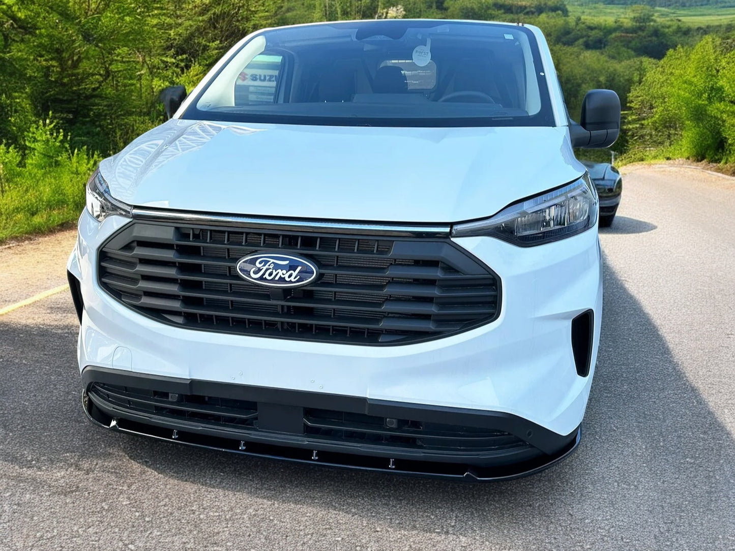 🔥FRONT SPLITTER SUITABLE FOR FORD TRANSIT CUSTOM MK2 (2023-) GLOSSY BLACK ABS🔥
