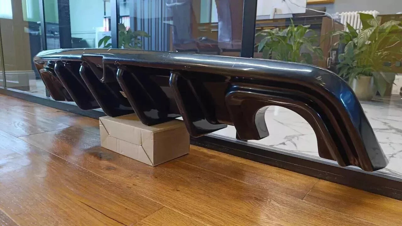 1924🔥DIFFUSORE ADATTO PER ALFA ROMEO GIULIETTA LOOK TUNING NERO LUCIDO 🔥