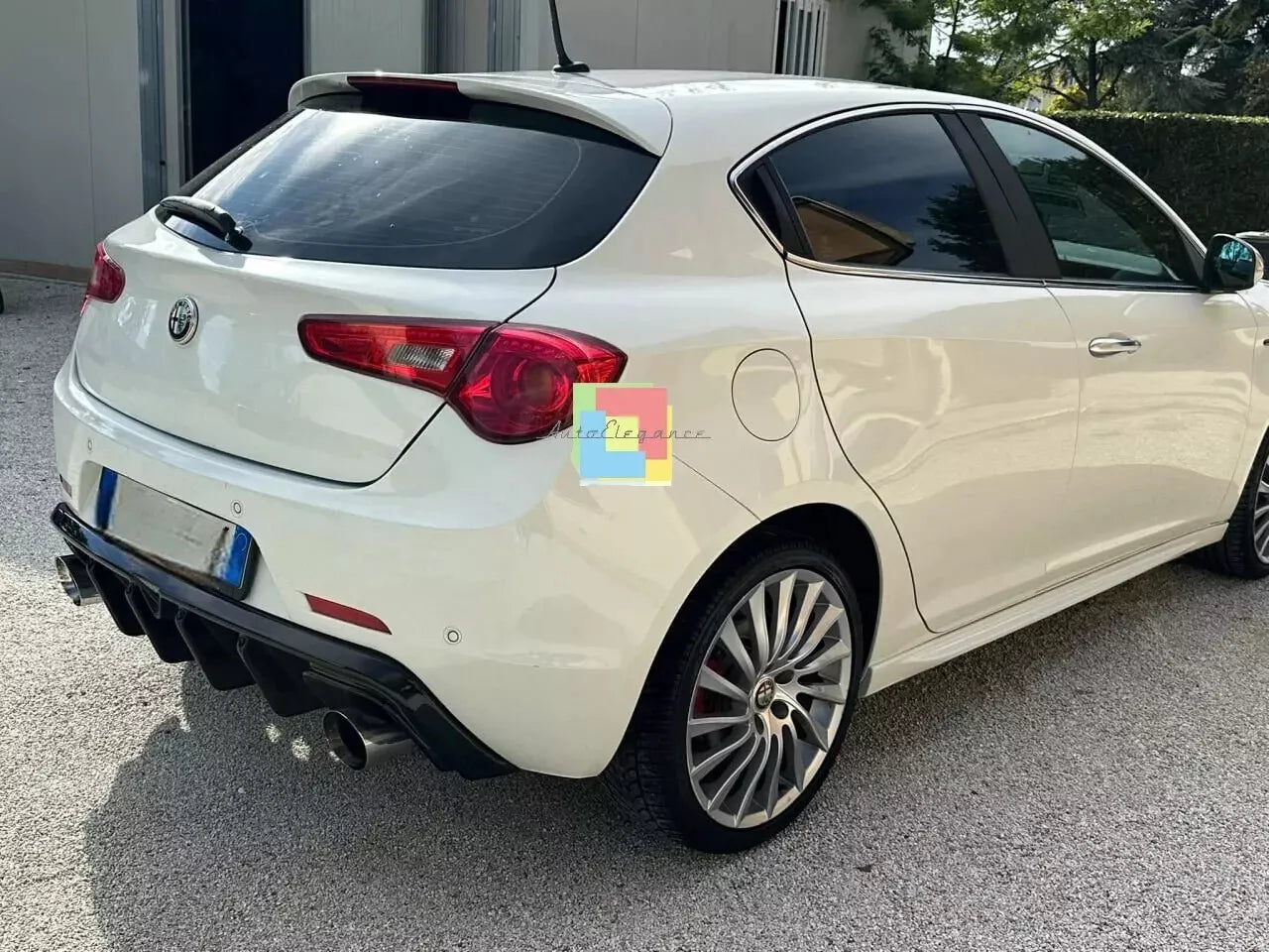 1924🔥DIFFUSORE ADATTO PER ALFA ROMEO GIULIETTA LOOK TUNING NERO LUCIDO 🔥