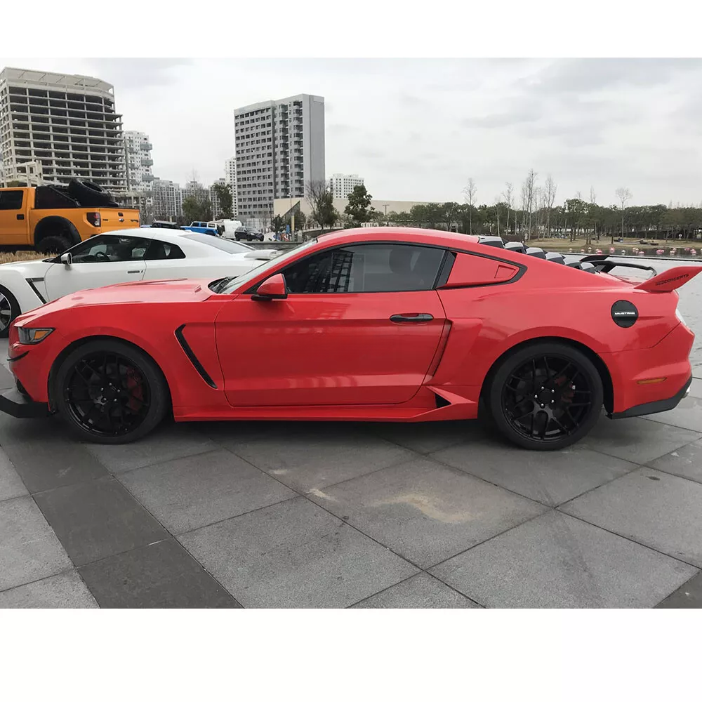 🔥Minigonne laterali prese d'aria effetto Lambo  Adatto Per Ford Mustang 15-20🔥