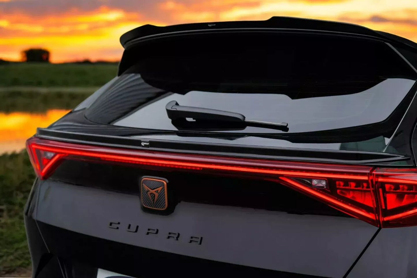⭐🔥2027 SPOILER ADATTO PER CUPRA FORMENTOR 2020+ NERO LUCIDO🔥⭐
