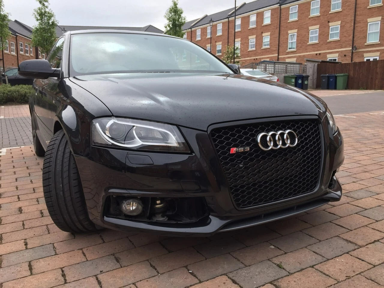 ⭐GRIGLIA ANTERIORE ADATTO PER AUDI A3 8P 08-12 LOOK RS3⭐
