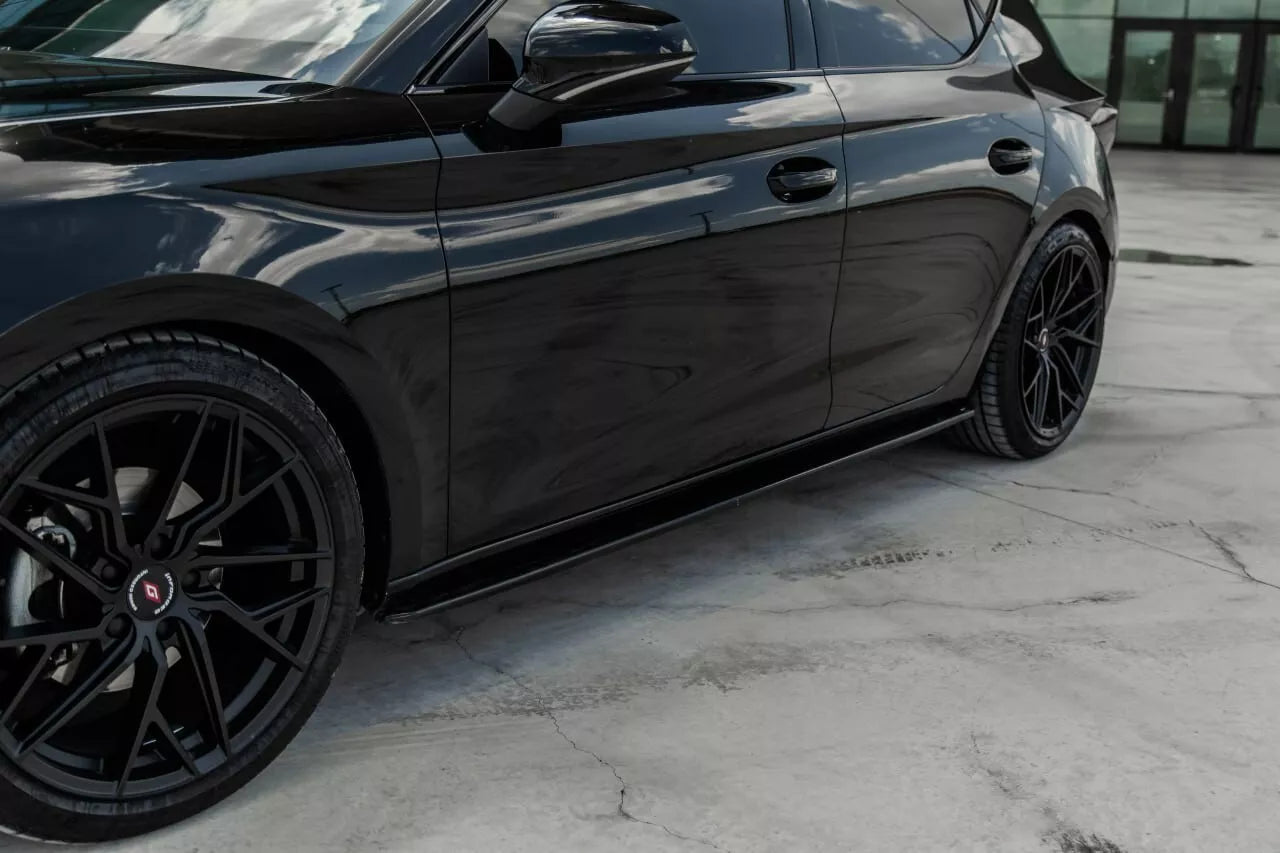 ✨SOTTO MINIGONNE ADATTO PER CUPRA LEON 5F 2012-2019 NERO LUCIDO✨