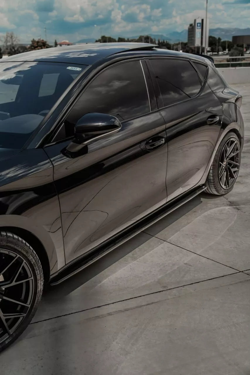 ✨SOTTO MINIGONNE ADATTO PER CUPRA LEON 5F 2012-2019 NERO LUCIDO✨